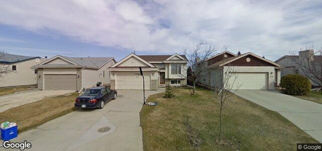 Larawan ng 18 Saxon Bay sa Winnipeg, Manitoba