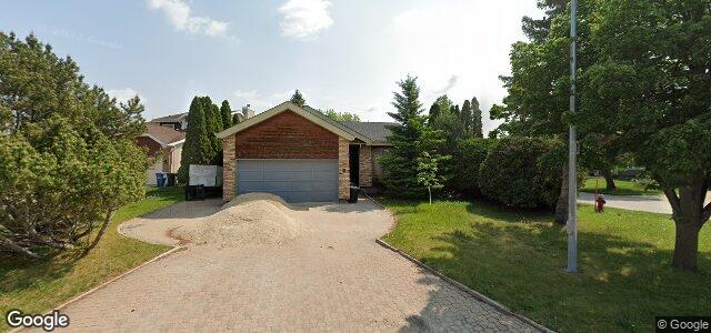 Larawan ng 2 Astoria Point sa Winnipeg, Manitoba