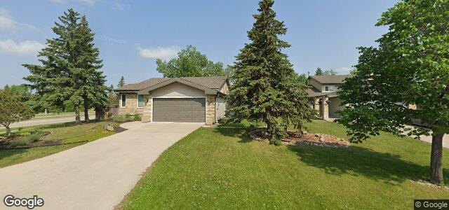 Larawan ng 2 Hallmark Point sa Winnipeg, Manitoba