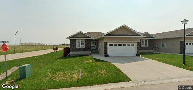 Larawan ng 2 Hanover Place sa Winnipeg, Manitoba