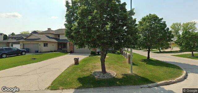 Larawan ng 2 Harradence Close sa Winnipeg, Manitoba
