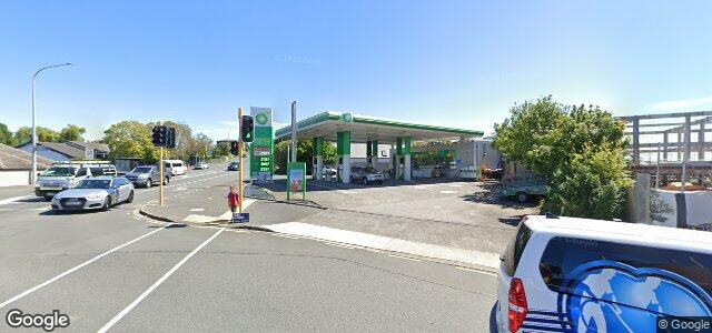 Larawan ng 2 Meadowbank Road sa Winnipeg, Manitoba