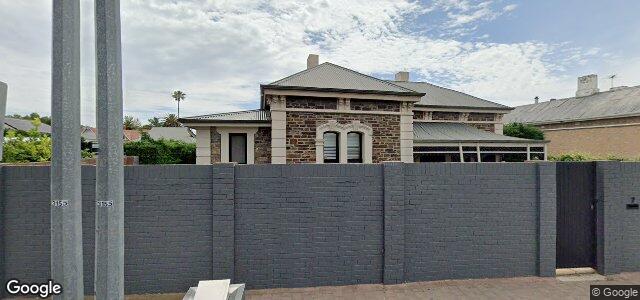 Larawan ng 2 Prospect Road sa Winnipeg, Manitoba