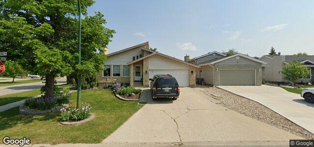 Larawan ng 2 Shillingstone Road sa Winnipeg, Manitoba
