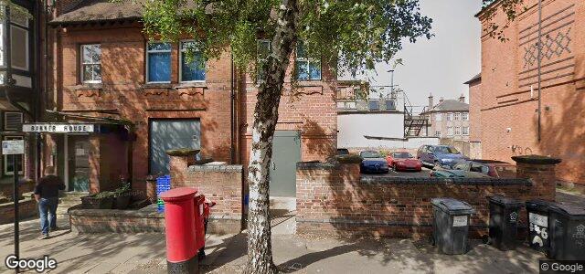 Larawan ng 2 St Albans Road sa Winnipeg, Manitoba