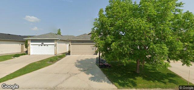 Larawan ng 200 Marygrove Crescent sa Winnipeg, Manitoba
