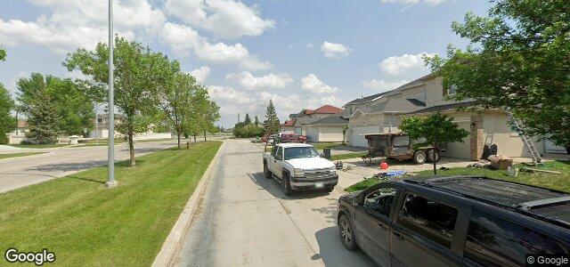 Photo of 203 Fleetwood Road in Winnipeg, Manitoba