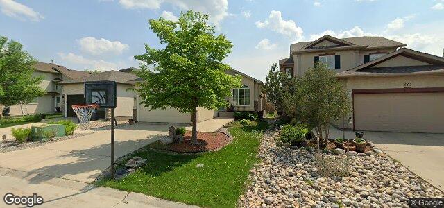 Larawan ng 219 Fleetwood Road sa Winnipeg, Manitoba