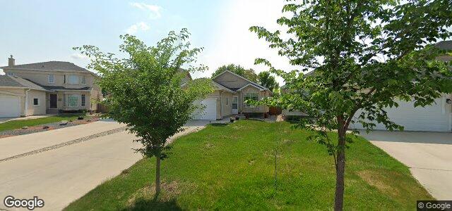 Larawan ng 22 Vineland Crescent sa Winnipeg, Manitoba