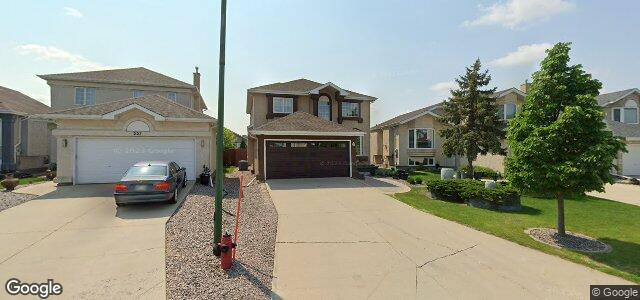 Larawan ng 223 Vineland Crescent sa Winnipeg, Manitoba