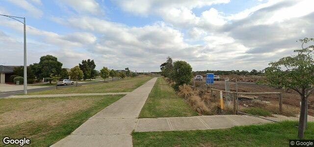 Larawan ng 23 Hammersmith Road sa Winnipeg, Manitoba