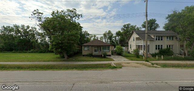 Larawan ng 2452 Mcgillivray Boulevard sa Winnipeg, Manitoba