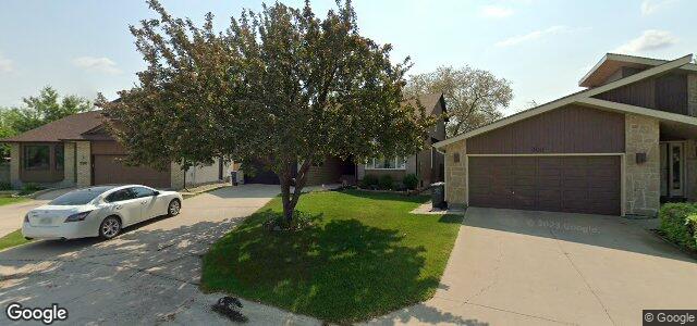Larawan ng 296 Columbia Drive sa Winnipeg, Manitoba