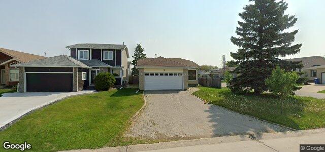 Larawan ng 3 Tolcross Gate sa Winnipeg, Manitoba