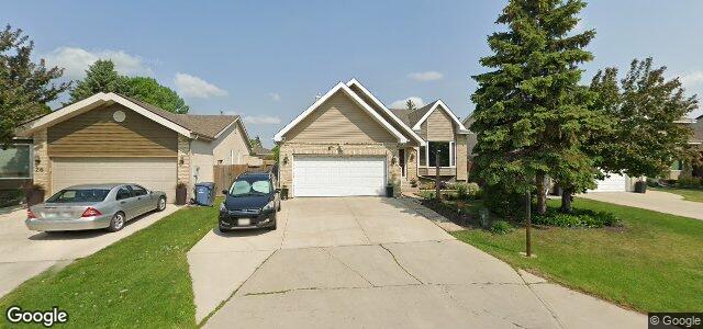 Larawan ng 30 Saxon Bay sa Winnipeg, Manitoba