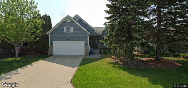 Larawan ng 304 Columbia Drive sa Winnipeg, Manitoba
