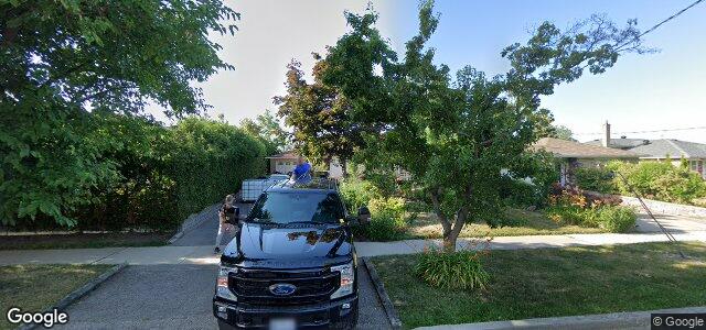 Larawan ng 31 Roseglen Crescent sa Winnipeg, Manitoba