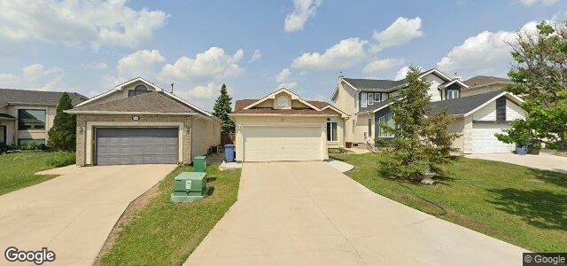 Photo of 35 Cedar Glen Road in Winnipeg, Manitoba