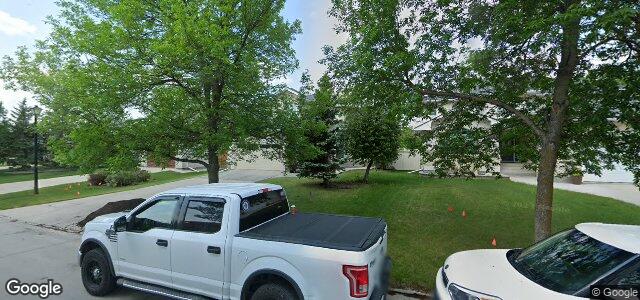 Larawan ng 35 Vanderbilt Drive sa Winnipeg, Manitoba