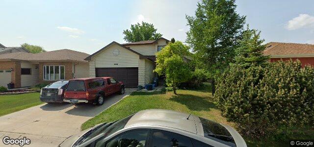 Larawan ng 392 Columbia Drive sa Winnipeg, Manitoba