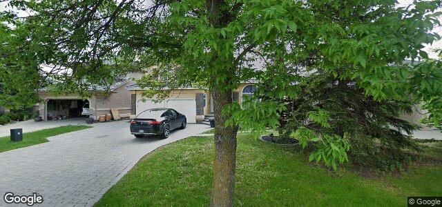 Larawan ng 40 Vanderbilt Drive sa Winnipeg, Manitoba