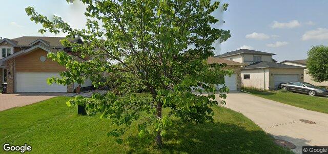 Larawan ng 42 Pincarrow Road sa Winnipeg, Manitoba