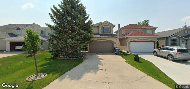 Larawan ng 42 Vineland Crescent sa Winnipeg, Manitoba