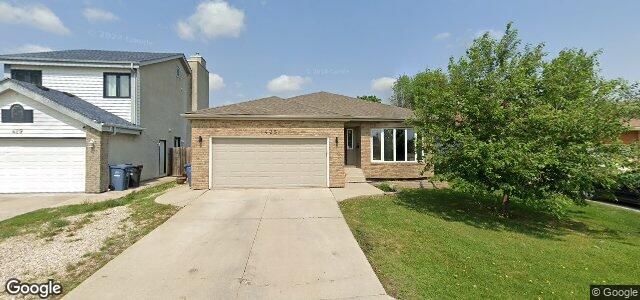 Larawan ng 425 Scurfield Boulevard sa Winnipeg, Manitoba