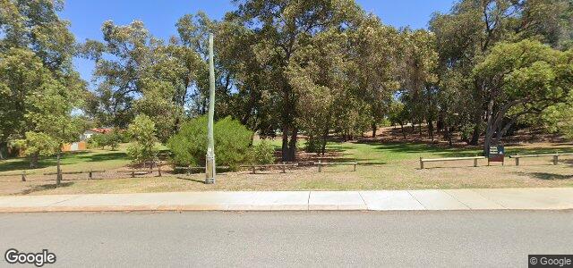 Larawan ng 46 Eglinton Crescent sa Winnipeg, Manitoba