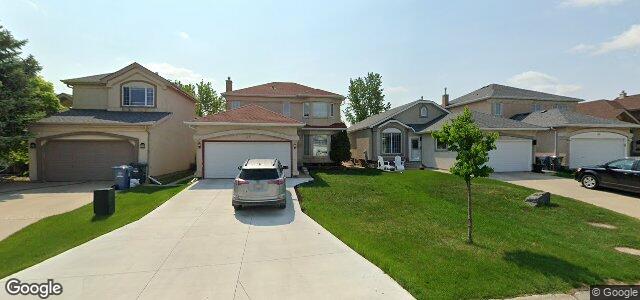 Larawan ng 46 Vineland Crescent sa Winnipeg, Manitoba