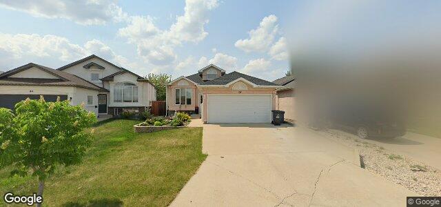 Larawan ng 48 Cloverwood Road sa Winnipeg, Manitoba
