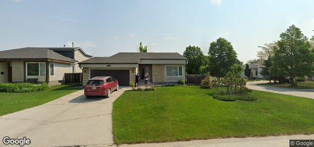 Larawan ng 48 Stonegate Close sa Winnipeg, Manitoba