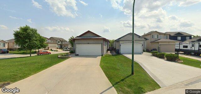 Larawan ng 50 Hawkwood Gate sa Winnipeg, Manitoba