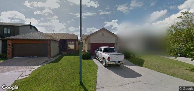 Larawan ng 50 Tolcross Gate sa Winnipeg, Manitoba