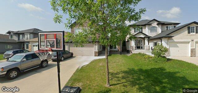 Larawan ng 54 Bessboro Street N sa Winnipeg, Manitoba