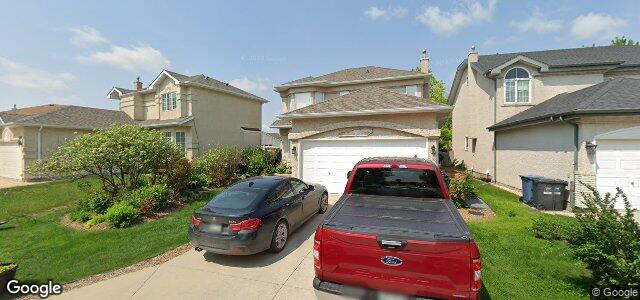 Larawan ng 585 Scurfield Boulevard sa Winnipeg, Manitoba