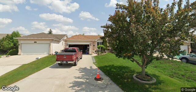 Larawan ng 59 Royal Oak Drive sa Winnipeg, Manitoba