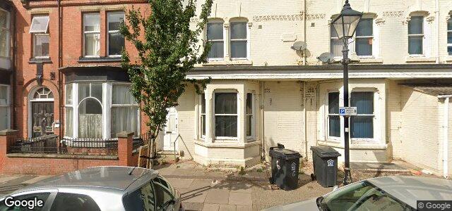 Larawan ng 6 St Albans Road sa Winnipeg, Manitoba