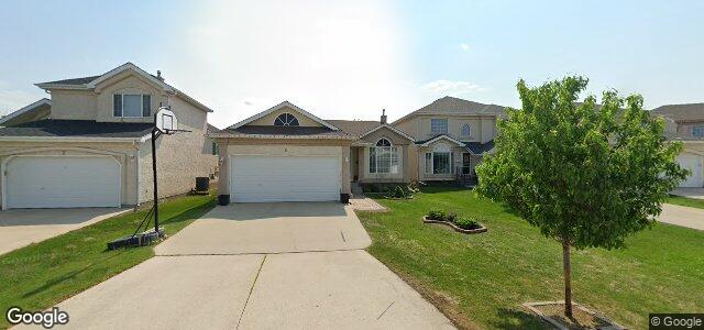 Larawan ng 6 Vineland Crescent sa Winnipeg, Manitoba