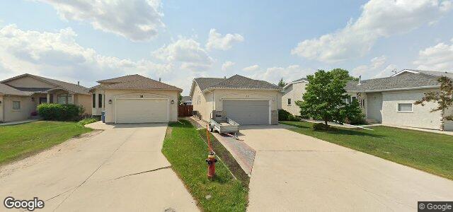 Larawan ng 62 Royal Oak Drive sa Winnipeg, Manitoba