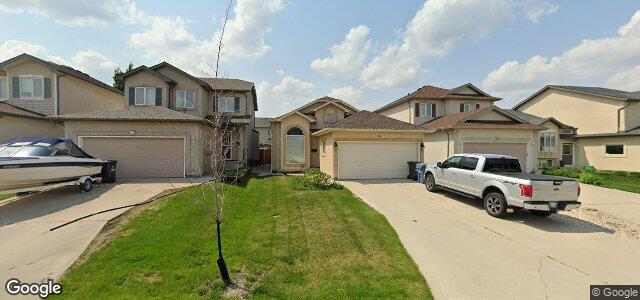 Larawan ng 64 Cloverwood Road sa Winnipeg, Manitoba