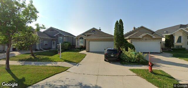 Larawan ng 648 Scurfield Boulevard sa Winnipeg, Manitoba