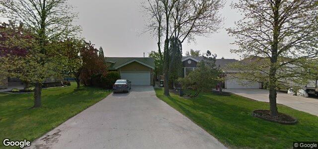 Larawan ng 66 Saxon Bay sa Winnipeg, Manitoba