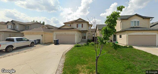 Larawan ng 68 Cloverwood Road sa Winnipeg, Manitoba