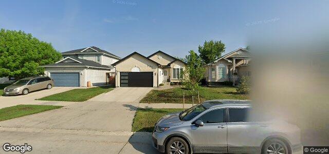 Larawan ng 681 Scurfield Boulevard sa Winnipeg, Manitoba