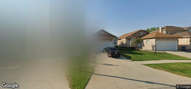 Larawan ng 692 Scurfield Boulevard sa Winnipeg, Manitoba