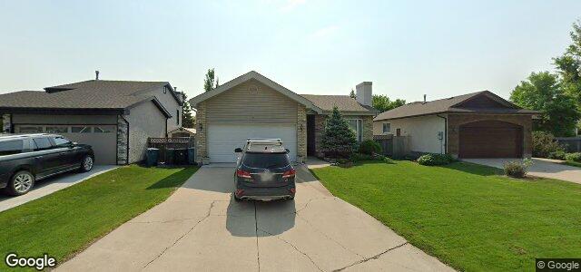 Larawan ng 7 Invermere Street sa Winnipeg, Manitoba