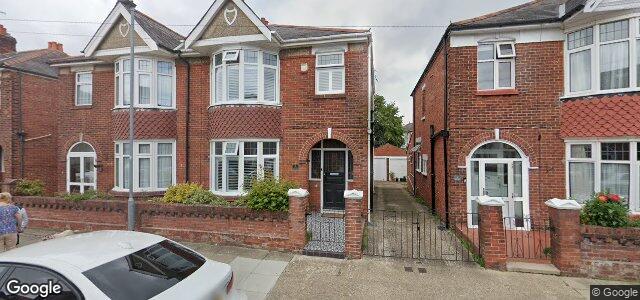 Larawan ng 7 Torrington Road sa Winnipeg, Manitoba