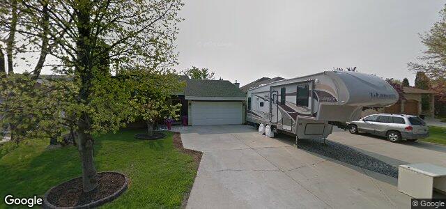 Larawan ng 70 Saxon Bay sa Winnipeg, Manitoba