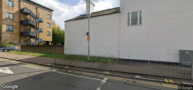 Larawan ng 70 St Albans Road sa Winnipeg, Manitoba